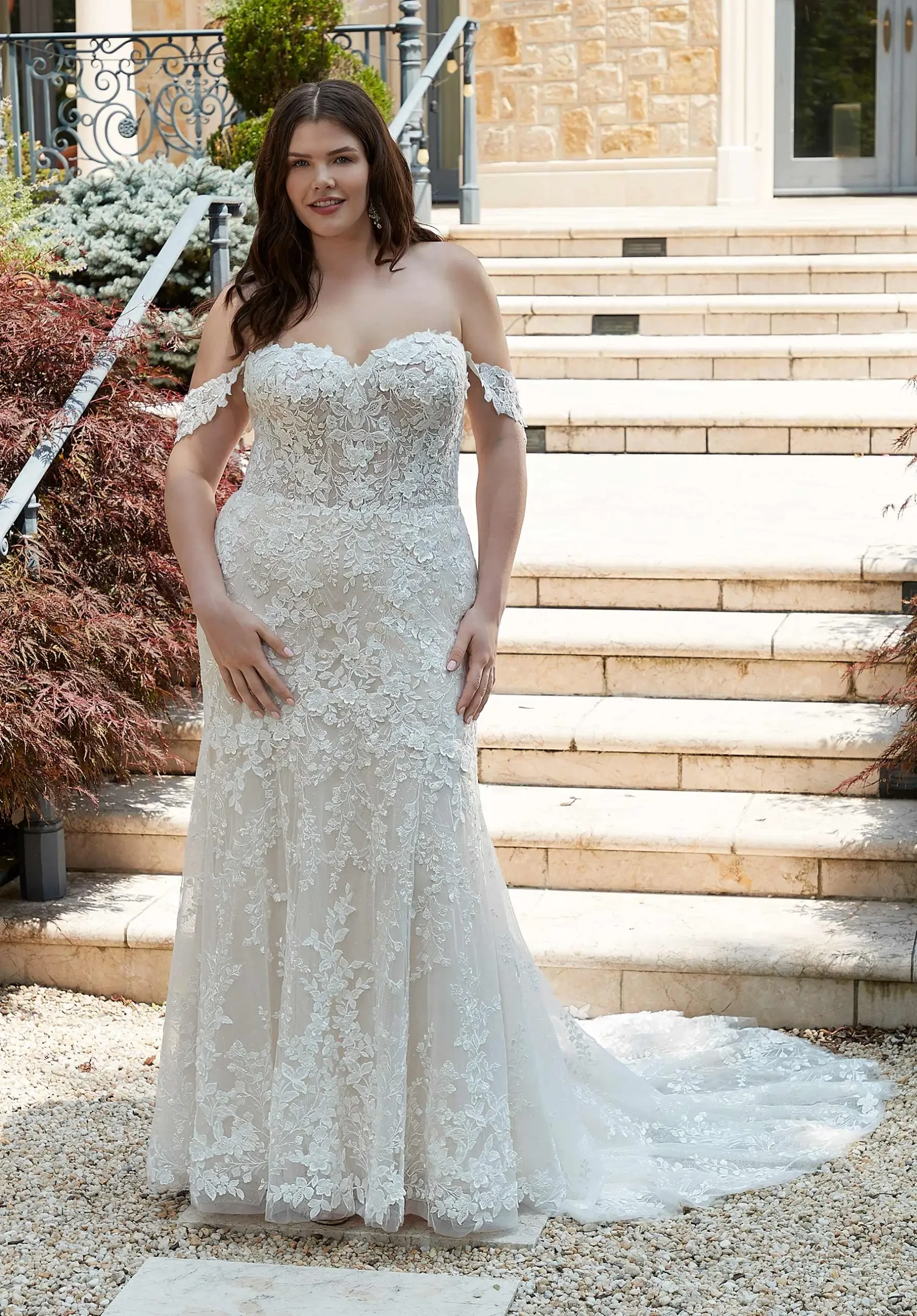 Plus Size Bridal Perfection: 2026 Trends You Need to See Image