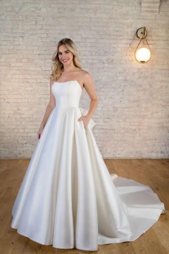 Stella York Style #7711-SP23-SY #0 default (IV-PL) Ivory Gown w Porcelain Tulle Illusion thumbnail