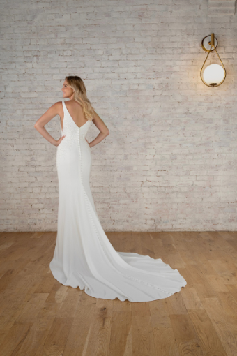 Stella York Style #7774-SY-F23 #1 (PI-PL) Pure Ivory Gown w Porcelain Tulle Plunge thumbnail