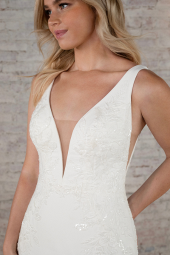 Stella York Style #7774-SY-F23 #2 (PI-PL) Pure Ivory Gown w Porcelain Tulle Plunge thumbnail