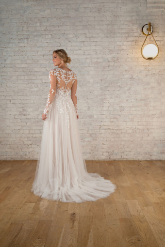 Stella York Style #7832-SY-F23 #1 (IVAL-PL) IVR LACE & FRENCH TULLE OV ALM GWN W PORCELAIN TULLE ILLUSION thumbnail