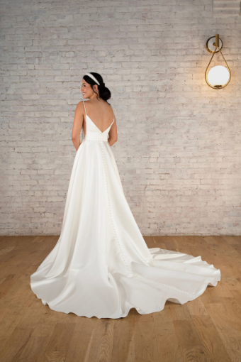 Stella York Style #7830-SY #1 (IV-PL) Ivory Gown w Porcelain Tulle Side Plunge thumbnail