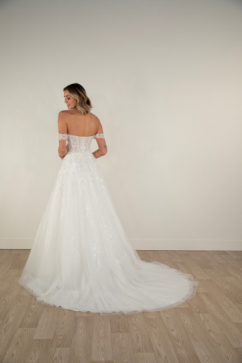 Stella York Style #7849 (unlined)-Stella York #1 (IVAL-PL) Ivory Lace and Tulle over Almond Gwn w Porcelain Tulle Plunge thumbnail