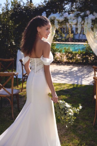 Lillian West Style #66422XLND #2 Ivory/Ivory thumbnail