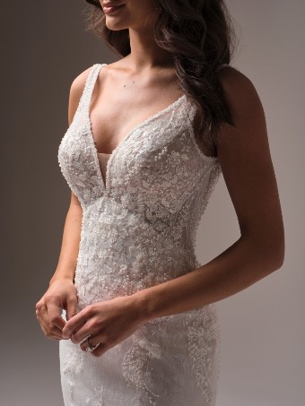 Maggie Sottero Style #ELOISE (25MK851A01 - Unlined Bodice, Chantilly lace) TRUNK SHOW #1 Ivory thumbnail